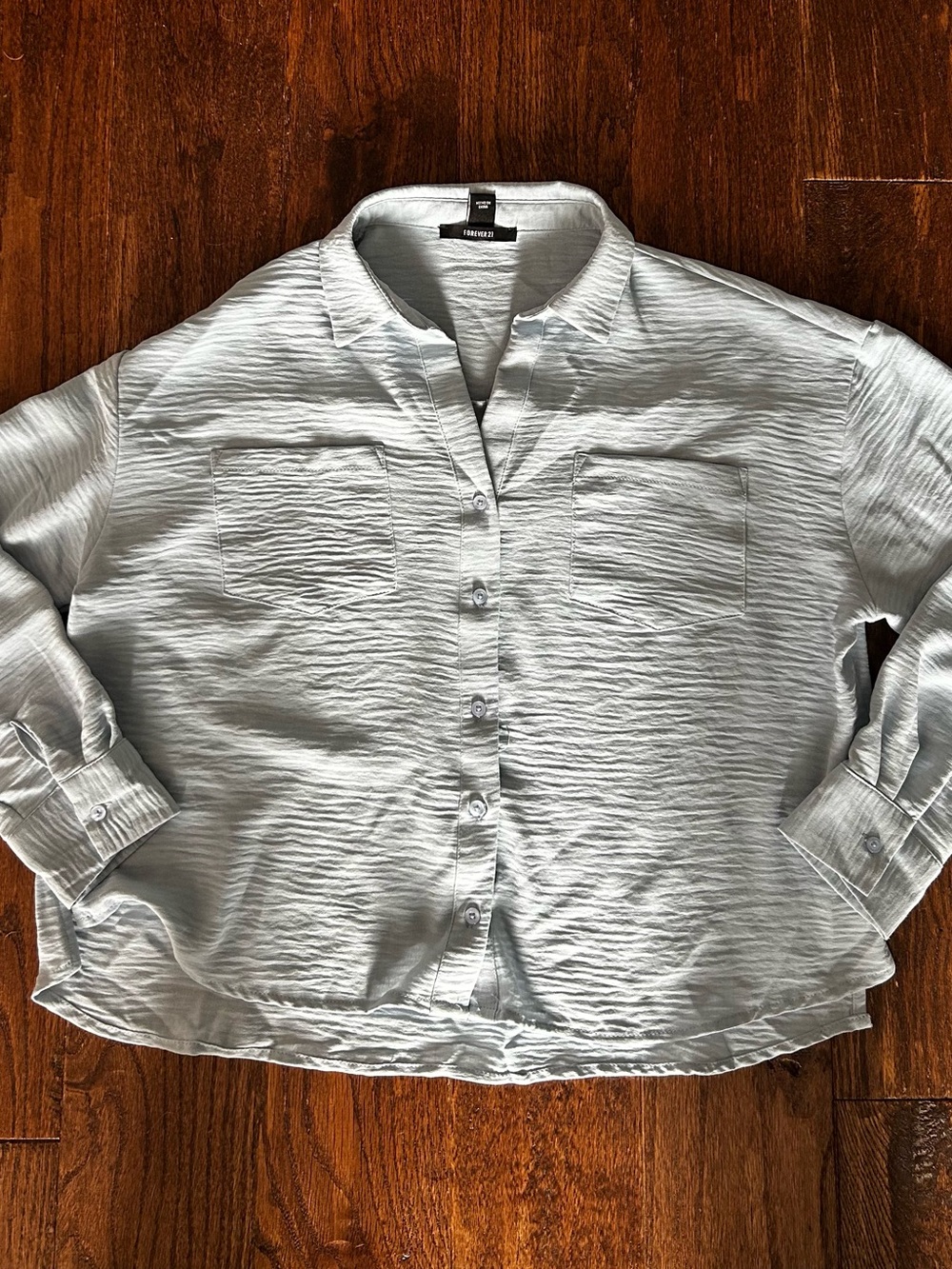 Forever 21 Light Gray Crinkle Button-Down Shirt
